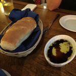 Atlantis Seafood & Steak - ブレスレット&バルサミコ酢