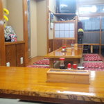 豊松 - 店内お座敷席、今日はこれから宴会みたいです
