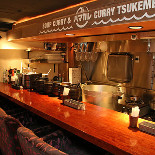 CAFE & DINING BAR ハマカレ_2