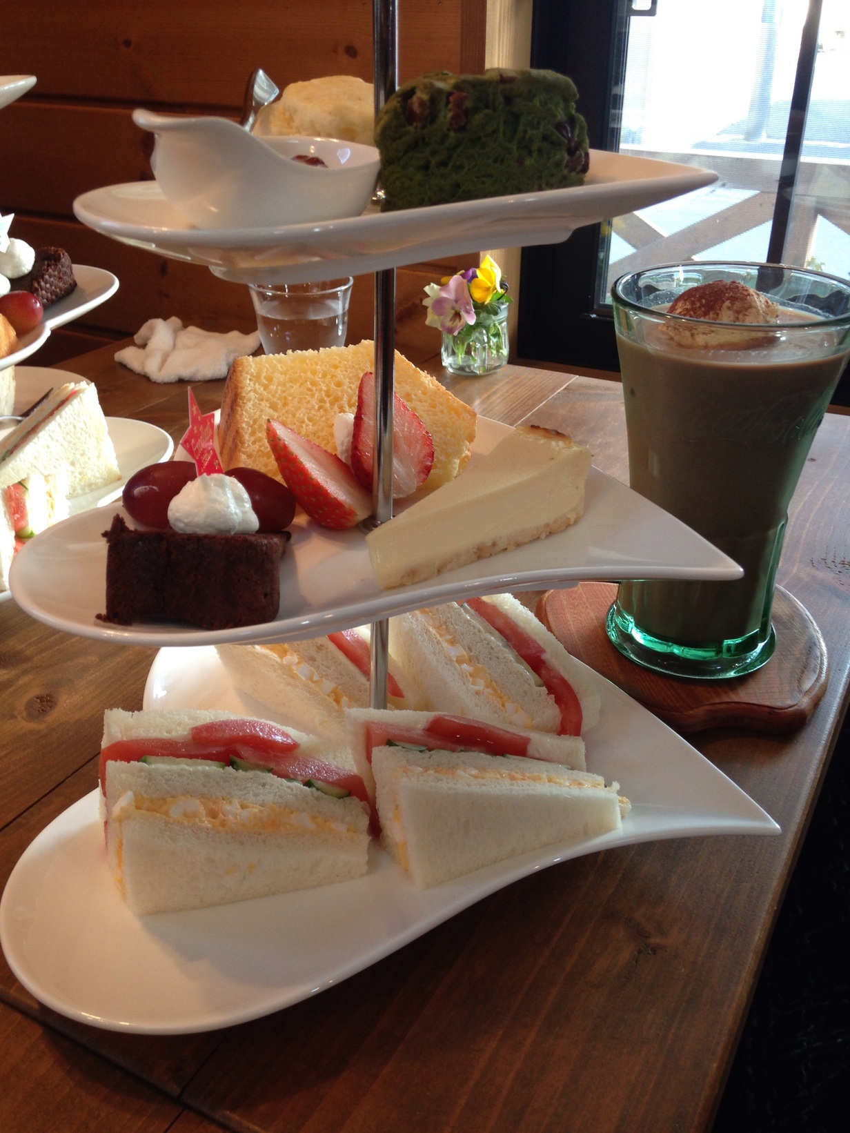 ウッディ カフェ name=