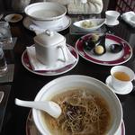 Chuugokuryouri Senun - 『中国粥＆点心セット』と『担々麺セット』..食事中