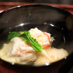 日本料理 晴山 - 松葉蟹しんじょと蓮根餅、芽蕪を添えて