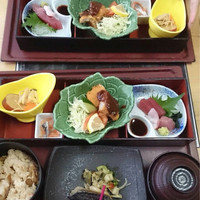 季節の魚と釜飯 魚信 - まごわやさしい