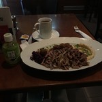 Restaurant SABABA - 大きさ比較用に綾鷹を