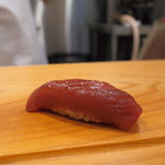 鮨竹 - マグロ（赤身のヅケ）