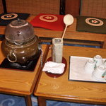 日本の宿 古窯 - お土産コーナー、無料でお茶できます。