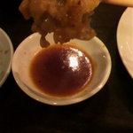 焼肉 燕 - ホルモンを食べる直前。