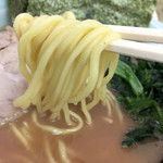 横浜家系ラーメン 田中 - 麺は硬めでオーダー