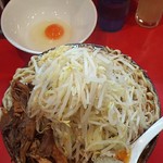 麺屋 桐龍 - 辛いラーメン（辛さ2倍）＋麺マシ（500㌘申請）＋生姜＋鶏ほぐし＋煮干し粉＋生卵
            ※コールは野菜以外全部マシ