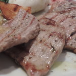 ワインとチーズの店 FERMENT - 豚ソテー　ハーブの香り　アップ