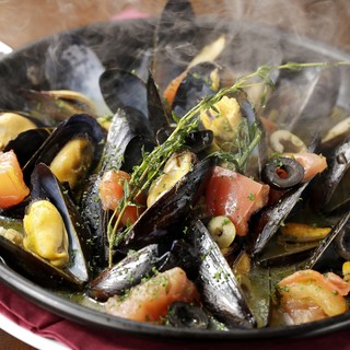 ル バー ラ ヴァン サンカンドゥ アザブ トウキョウ_1