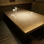 Imasawa - [内観] テーブル席 ①