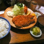 とんかつ かつせい - 特ロースかつ、ご飯、なめこ汁★2010/12