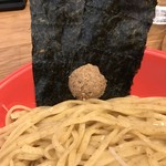 Mari iida - 【2017年01月】つけsoba淡麗醬油、麺には、例のリエットみたいなのが乗ってます。