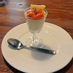 ラ プチット - カリフラワーのババロワ　ウニ添え