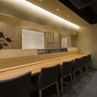 魚御殿 さわだ_1