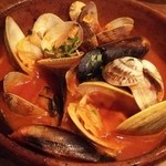 RIGOLETTO　WINE　AND　BAR - ムール貝のトレビアーの蒸1200円