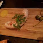 ワイン食堂ペコリーノ - ふわふわ白ソーセージ