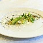 ヴィラ・アイーダ - アオリイカ　フェンネル　かたばみ　