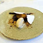 ヴィラ・アイーダ - 梨　チコリジェラート　パウダーキャラメル　カカオ