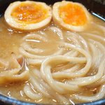 五ノ神水産 - 味玉つけ麺銀だら搾り 950円 のつけ汁の中のつけ麺