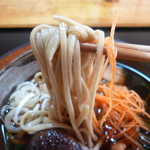 北谷庵 - ザル蕎麦よりやや太い麺