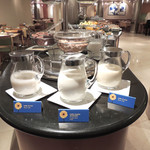 Visconti Palace Hotel - ミルクが３種類