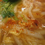 阪急そば - 薬味は七味