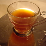 表参道バンブー - タイムとオニオンのスープ