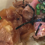 川崎苑 - ミニ和牛焼肉丼のアップ