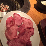 日暮里食肉問屋 おもに亭 - 