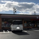 セブンイレブン - 外観写真: