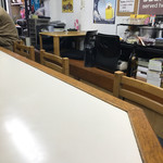 お食事処 こずえ - カウンターと小上がり。