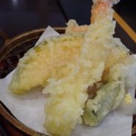 石蔵 - ◆天ぷらは「海老」「蓮根」「オクラ」「カボチャ」など。揚げたてですので普通に美味しい。