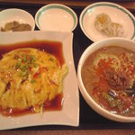 小吃坊 - 天津飯とハーフラーメンランチ(987円)