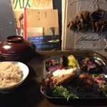 くう食堂 - 欲張りプレートチキン南蛮