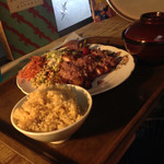 くう食堂 - とんかつ定食も野菜たっぷり