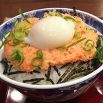 ザ・どん - 月見さけとろ丼668円（ランチご飯大盛り無料サービス）