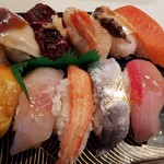 かねとも寿し - この写真でご飯食べられそうです。