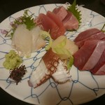 千代娘 - 刺身盛り合わせ