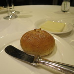 佛蘭西料理 名古屋 - 藤沢産の小麦粉を使用したパン