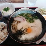 手打ちうどんうえさか - やまかけうどん＋炊き込みセット【2015.10】