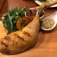 カリーナ　カリーナ - 国産地鶏のコンフィー1500円