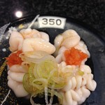 独楽寿司 - 白子軍艦。