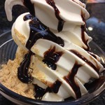 独楽寿司 - チョコ＆きなこソフト。