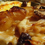 ミニヨン　坂ノ上 - 色々野菜とキノコのダッチオーブン蒸焼