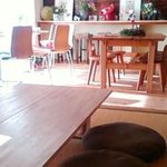 カフェ トピナンブール - 客席は和室と洋室