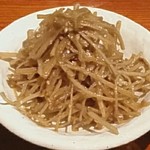 初代　おかわりや  - 金平ゴボウ