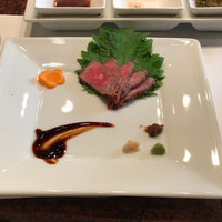 ビフテキのカワムラ 三宮本店 - 神戸牛のローストビーフ