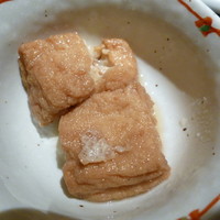 羅豚 はなれ - 小鉢（油揚げ煮物）
